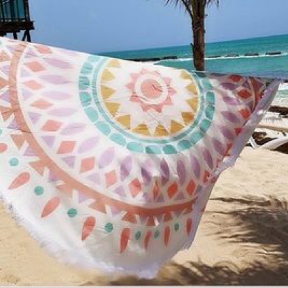 Brand New Gypsy 05 Beach Roundie
